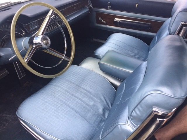 1966 Chrysler New Yorker Luxury Coupe - photo 2
