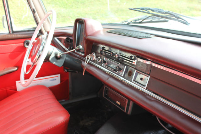 1966 Mercedes-Benz 200-Series 200D - photo 10