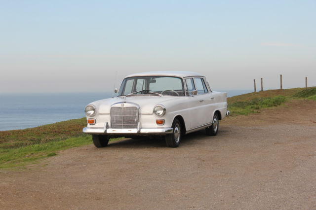 1966 Mercedes-Benz 200-Series 200D - photo 7