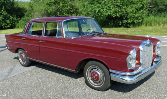 1966 Mercedes 230S Fintail Sedan with Sunroof 1966 Mercedes-Benz 230 S