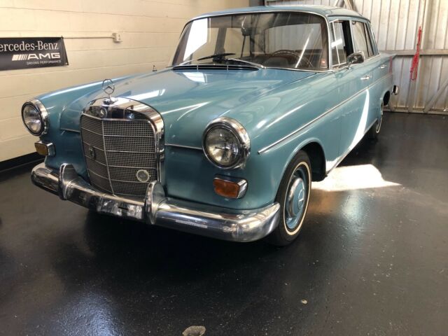 1966 Mercedes-Benz 200 Fintail (Heckflosse) All Original 1966 Mercedes-Benz 200-Series