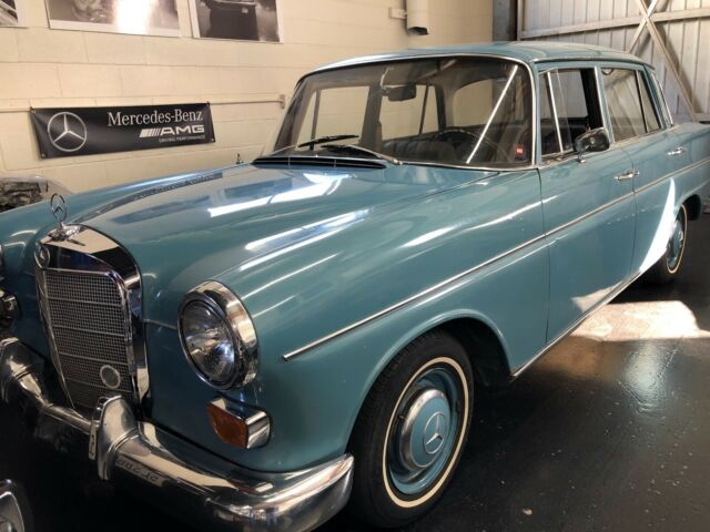 1966 Mercedes-Benz 200-Series - photo 6