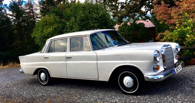 1966 Mercedes-Benz 200-Series - photo 7