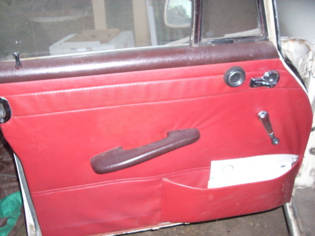 1966 Mercedes-Benz 200-Series - photo 12