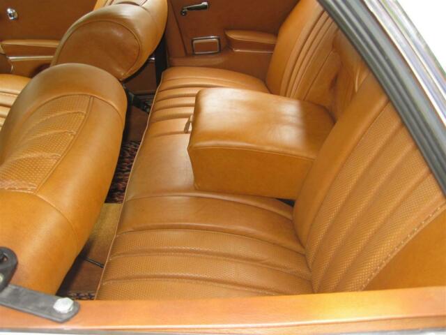 1966 Mercedes-Benz 200-Series - photo 8