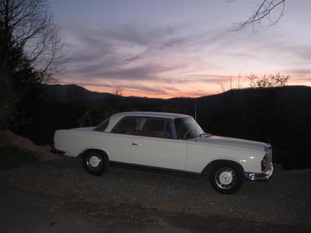 1966 Mercedes-Benz 220se coupe, ac, auto,14"wheels, 3.97axle, becker, no rust 1966 Mercedes-Benz 200-Series 220se