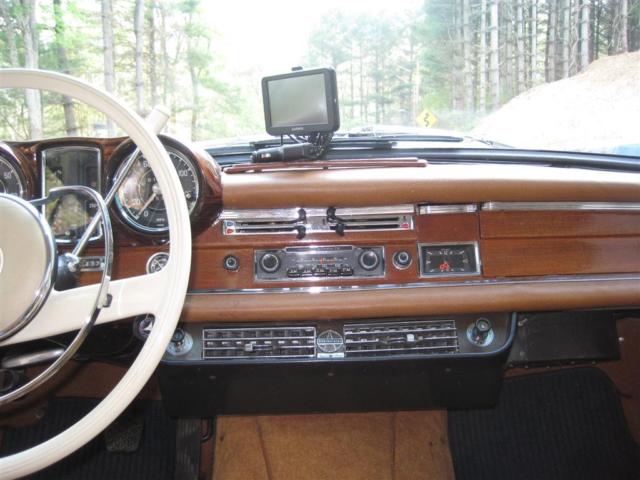 1966 Mercedes-Benz 200-Series 220se - photo 11