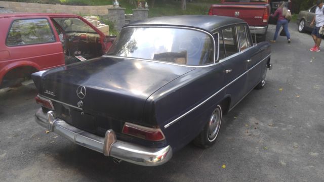 1966 Mercedes-Benz 200-Series - photo 5