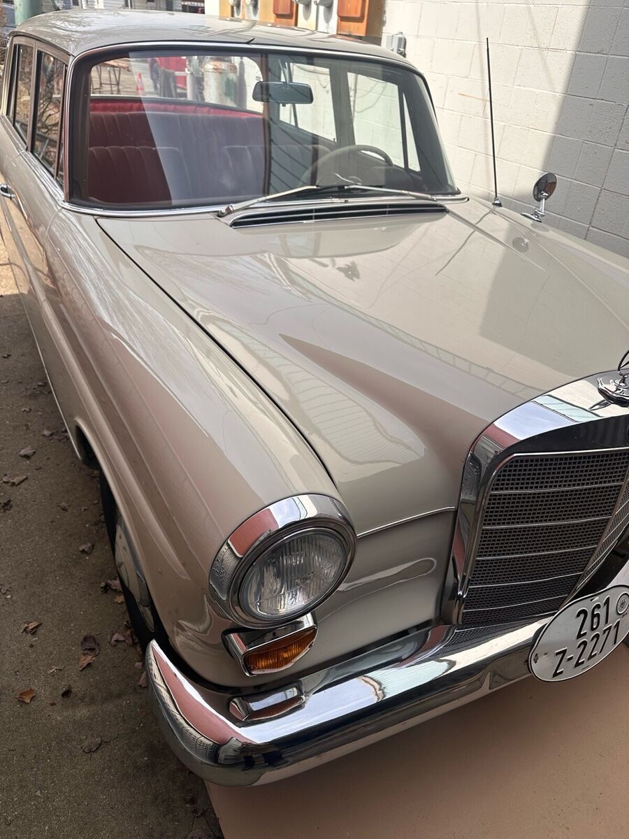 1966 Mercedes-Benz 230 - photo 13