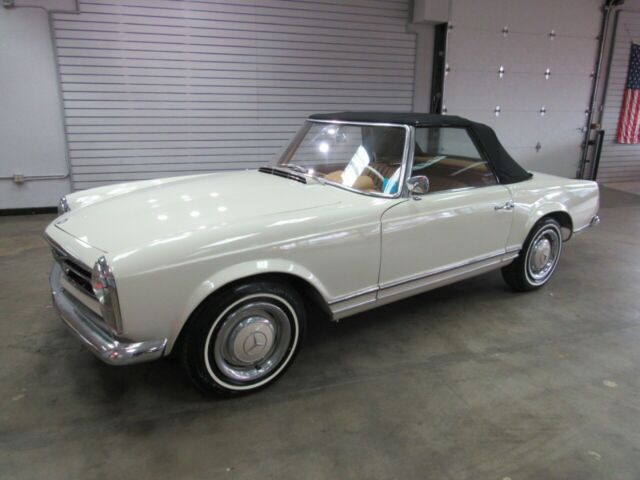 1966 Mercedes-Benz 200-Series -- - photo 13