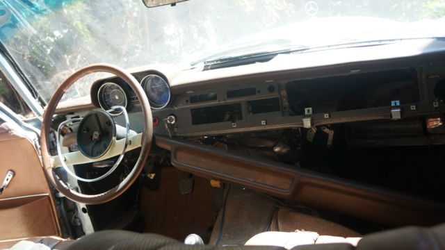 1966 Mercedes-Benz 200-Series 250S - photo 6