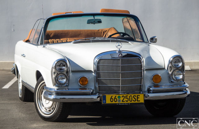1966 Mercedes-Benz 200-Series - photo 6