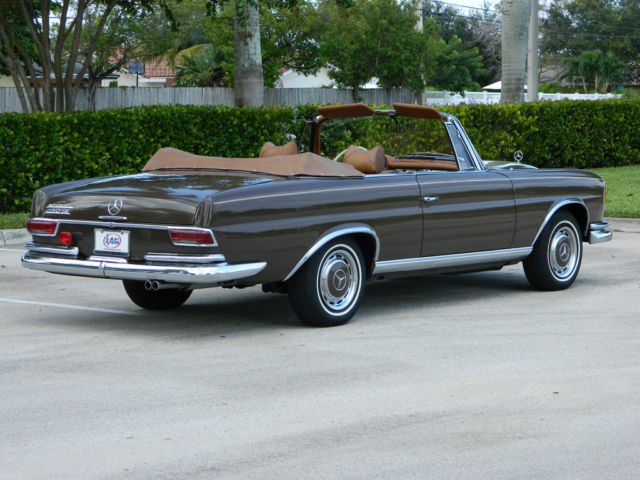 1966 Mercedes-Benz 200-Series - photo 3