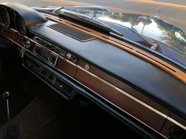 1966 Mercedes-Benz 200-Series 350 Medium Blue w. White-Grey int., 4-SPEED MANUAL - photo 12