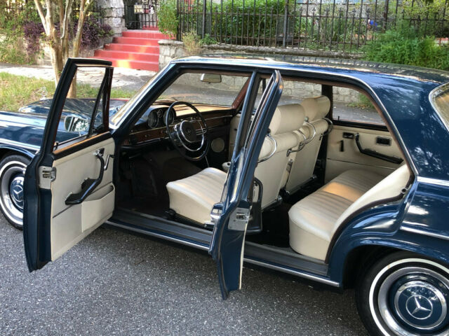1966 Mercedes-Benz 200-Series 350 Medium Blue w. White-Grey int., 4-SPEED MANUAL - photo 6