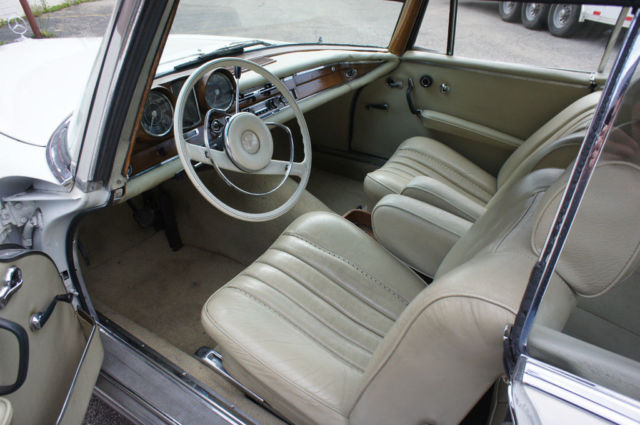 1966 Mercedes-Benz 200-Series 250 SE AUTOMATIC - photo 11
