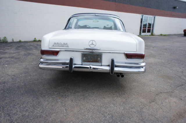 1966 Mercedes-Benz 200-Series 250 SE AUTOMATIC - photo 6