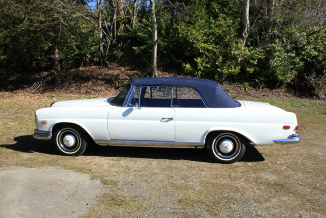 1966 Mercedes-Benz 200-Series - photo 3