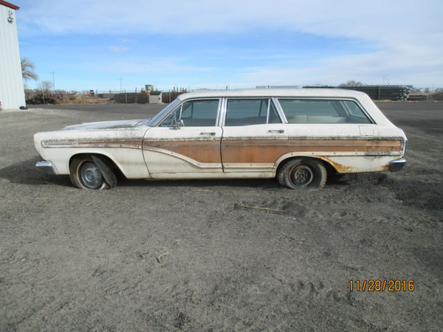 1966 Mercury Comet Base Wagon 4-Door 4.7L 1966 Mercury Comet Base Wagon 4-Door