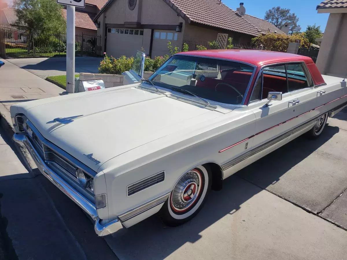 1966 Mercury Park Lane Sedan White 4 dr hardtop 1966 Mercury Park Lane 4 dr hardtop
