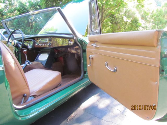 1966 MG MGB convertible - photo 5