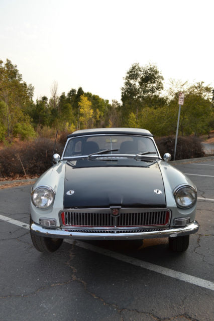 1966 MG MGB Run Well; Many New Parts - photo 3