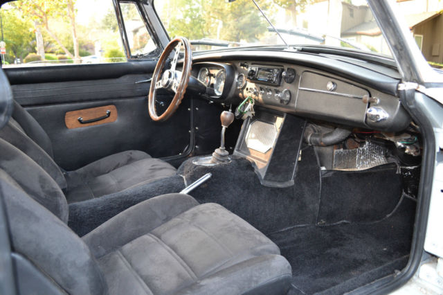 1966 MG MGB Run Well; Many New Parts - photo 8
