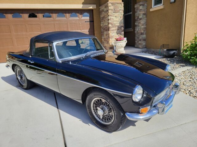 1966 MG MGB with OVERDRIVE - photo 2