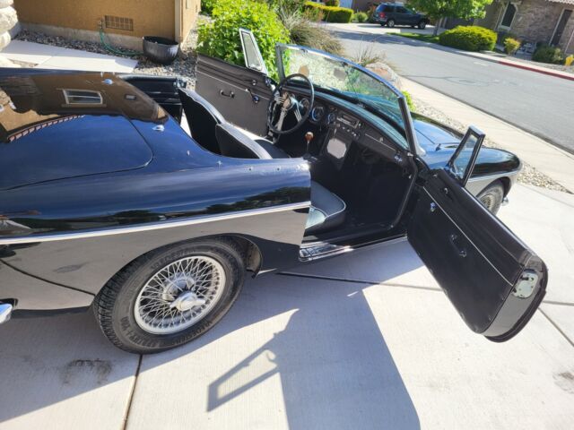 1966 MG MGB with OVERDRIVE - photo 7