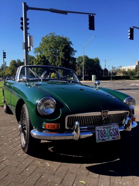 1966 MG MGB Chrome