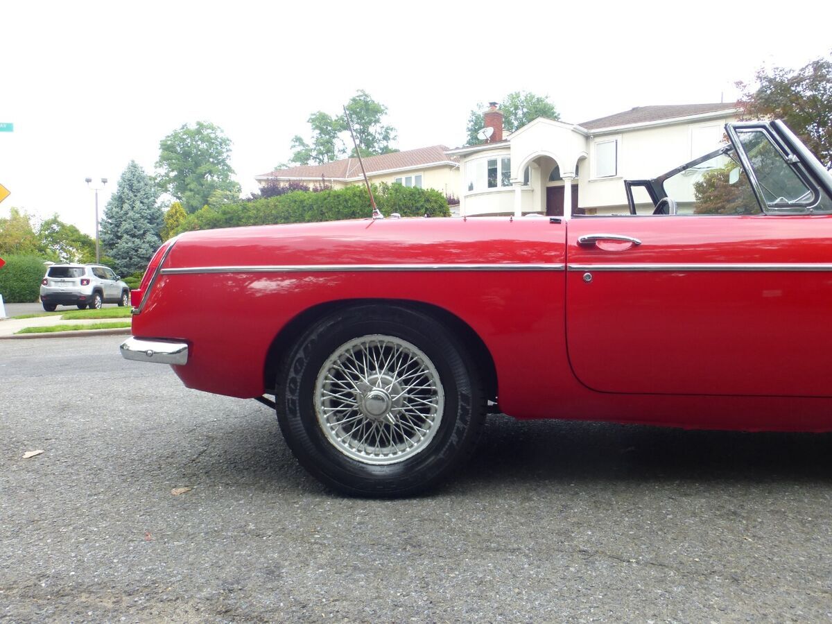 1966 MG MGB Nice Driver - photo 12