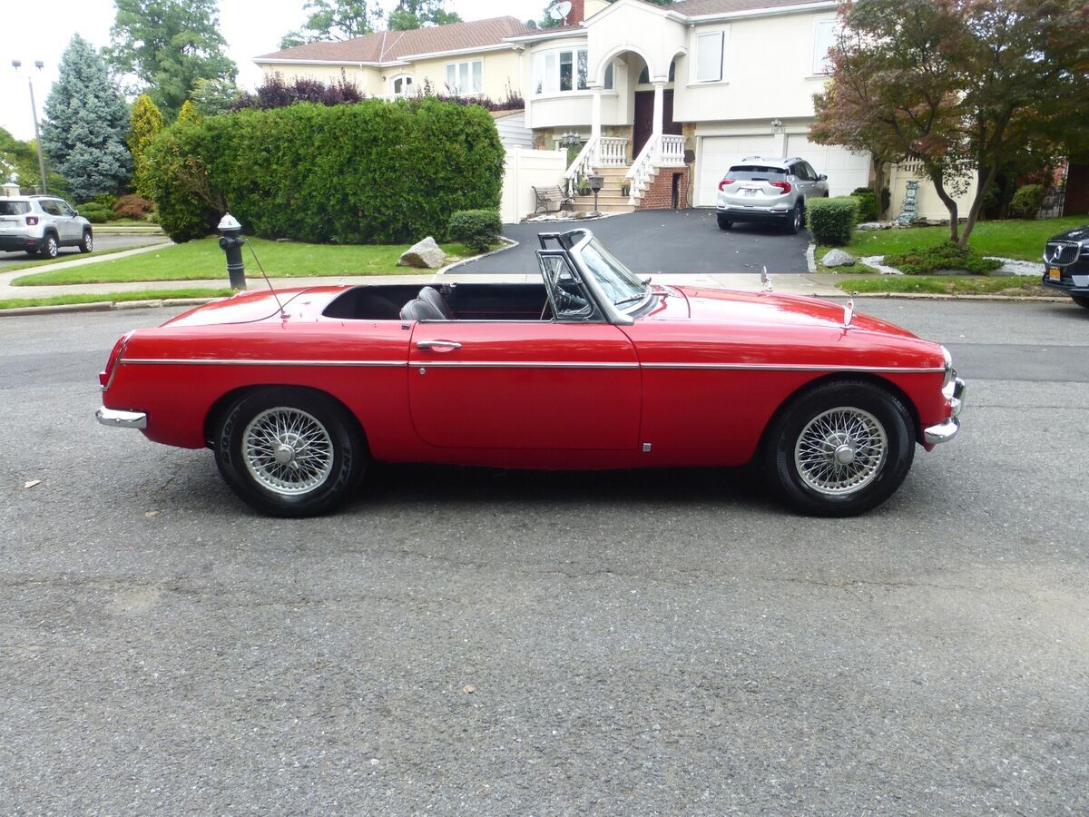1966 MG MGB Nice Driver - photo 4
