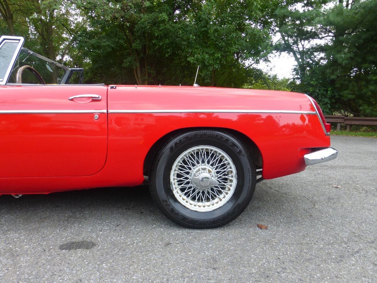 1966 MG MGB Nice Driver - photo 9