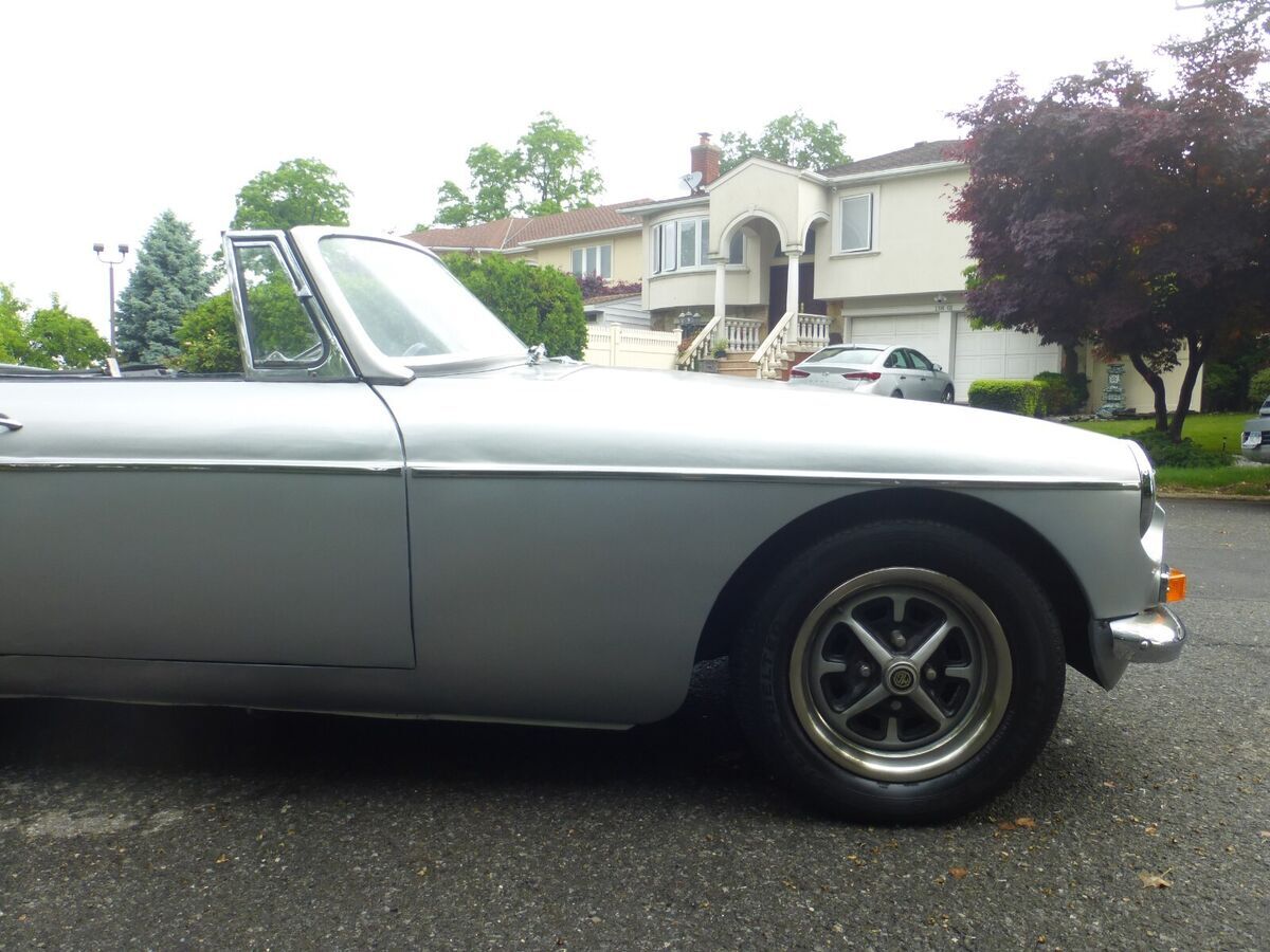 1966 MG MGB Nicely Presentable - photo 13