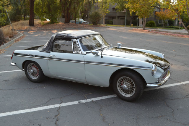 1966 MG MGB Mark 1 - Pull Handle Doors - Recent Refresh - photo 2