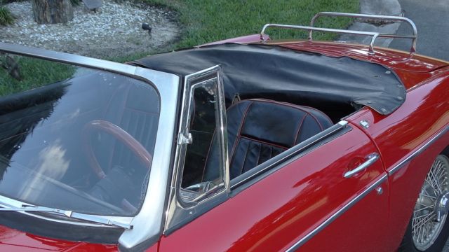 1966 MG MGB REAL LEATHER INTERIOR WITH PIPING - photo 11