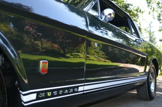 1966 Ford Mustang Convertible - photo 10
