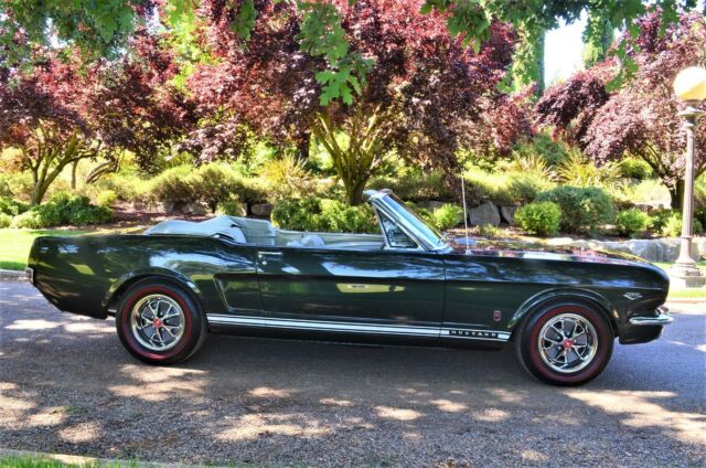1966 Ford Mustang Convertible - photo 2