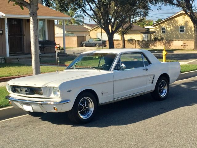 1966 Mustang 302 V8 Coupe 1966 Ford Mustang Base