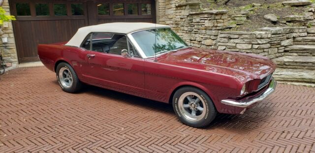 1966 Ford Mustang Pony Inerior - photo 5