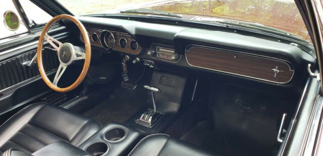 1966 Ford Mustang Pony Inerior - photo 9