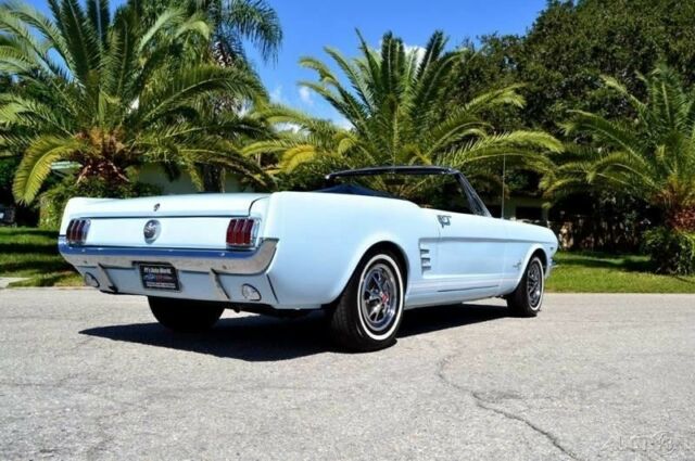 1966 Ford Mustang convertible - photo 12