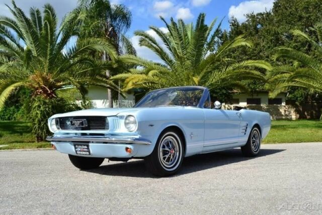 1966 Ford Mustang convertible - photo 9