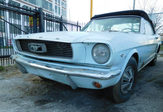 1966 Ford Mustang CONVERTIBLE - photo 3