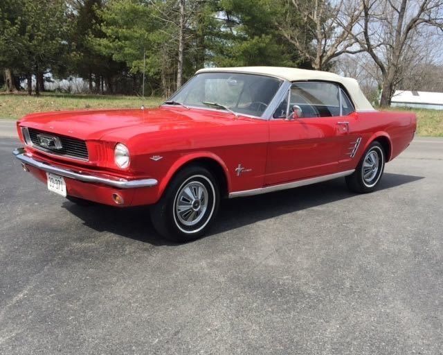 1966 Mustang Convertible 289 A-Code 4V / Manual Transmission 1966 Ford Mustang