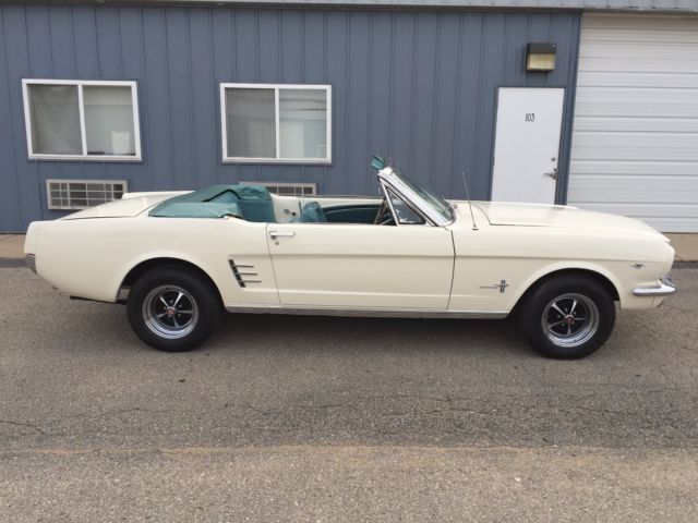 1966 Ford Mustang - photo 7