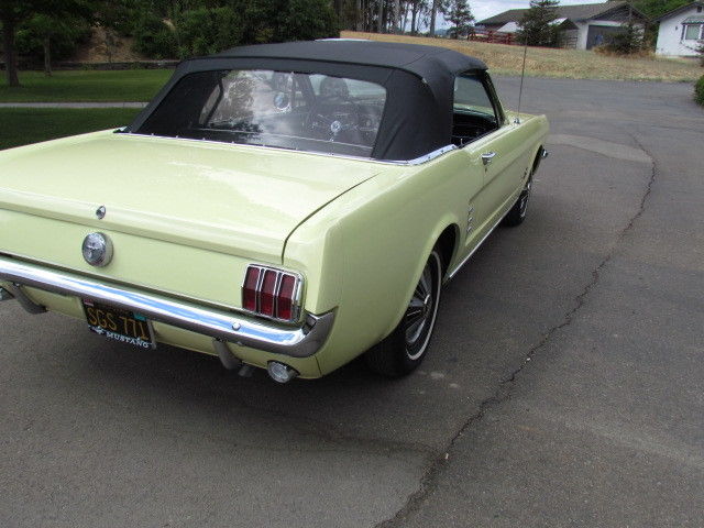 1966 Ford Mustang Convertible - photo 6