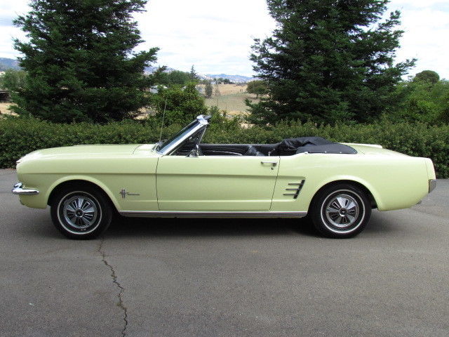 1966 Ford Mustang Convertible - photo 8
