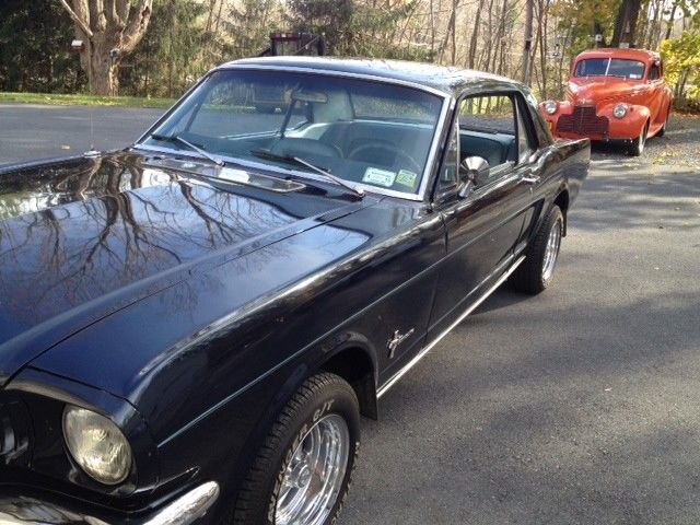 1966 Ford Mustang - photo 2