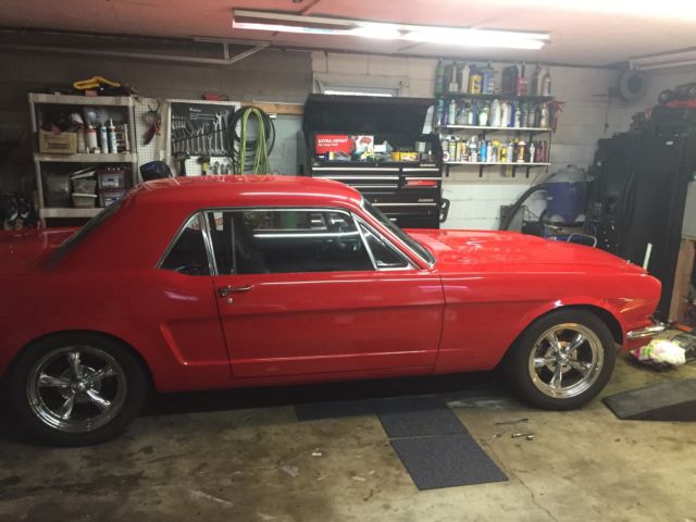 1966 mustang coupe pro-touring- highly modified 1966 Ford Mustang